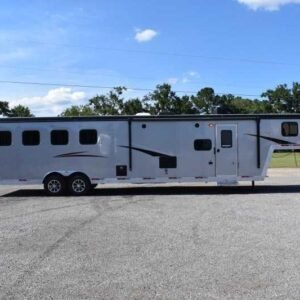 2022 Bison Desperado 8413BG 4 Horse Trailer with 13′ Short Wall